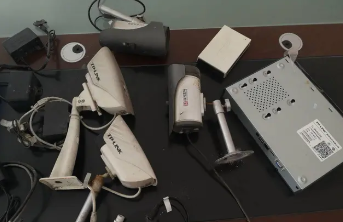 Panasonic一体机针式发票打印,验钞机，监控